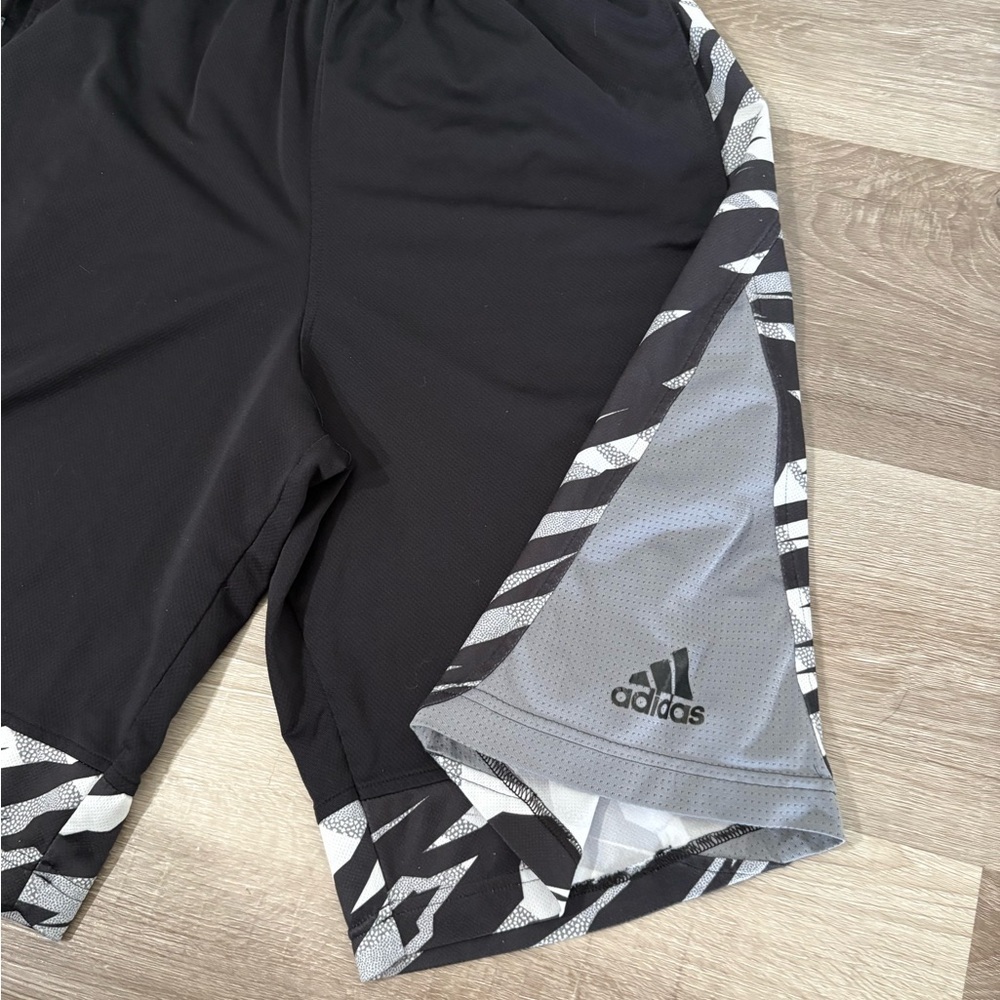 Adidas Men's Black and Gray Patterned Athletic Shorts - Picture 4 of 7